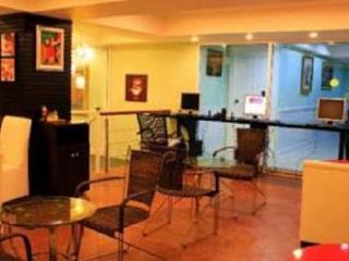 באנג לאמונג Hill Top Service Suites מראה חיצוני תמונה