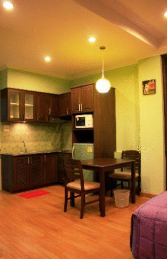 באנג לאמונג Hill Top Service Suites חדר תמונה